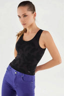Sleeveless crop top with a floral jacquard print - Black