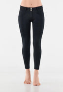 WRUP Diwo - Mid Rise - 7/8 Length - Black