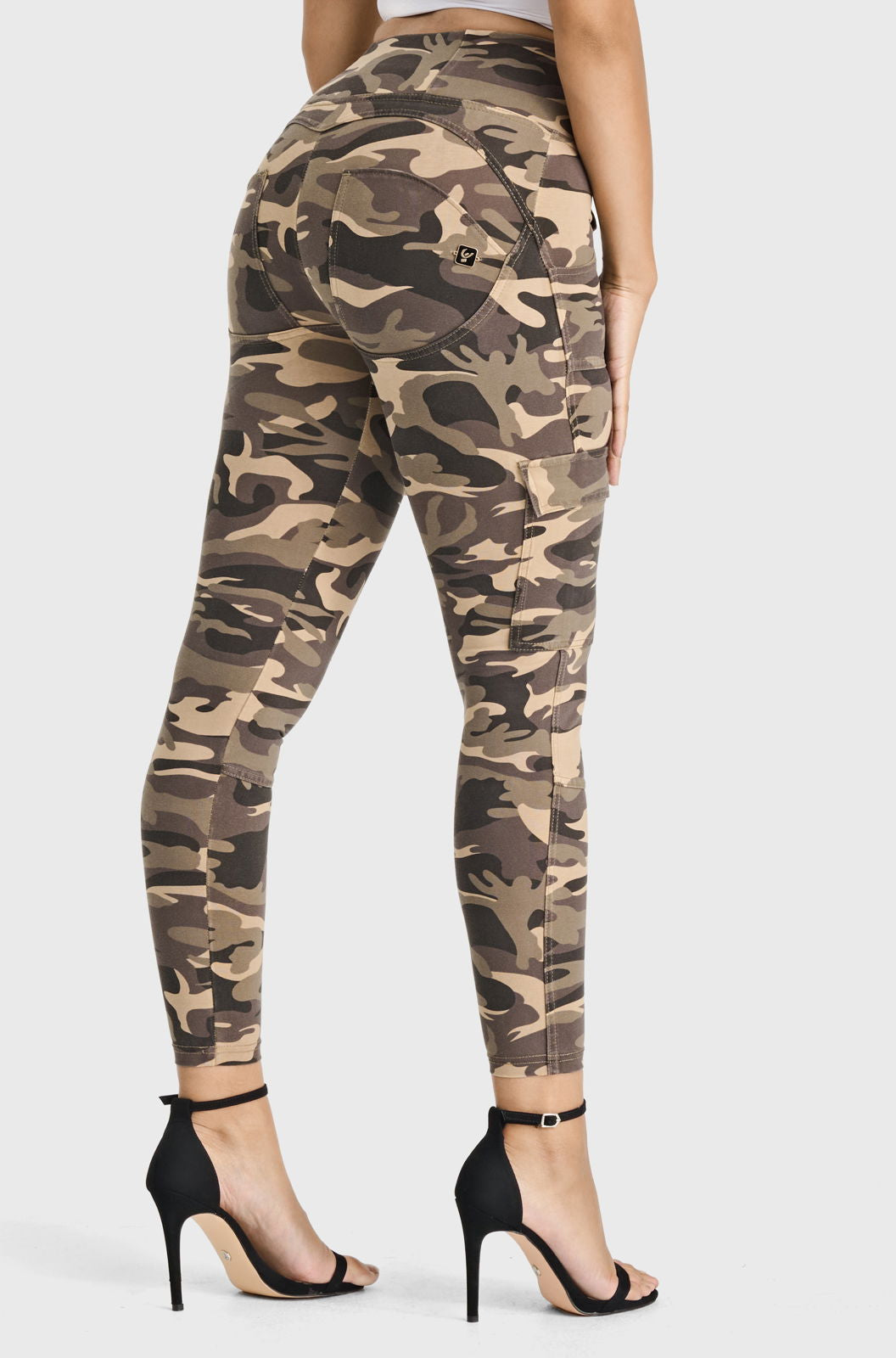 WR.UP® Cargo Fashion - High Waisted - 7/8 Length - Brown Camo - Freddy UK