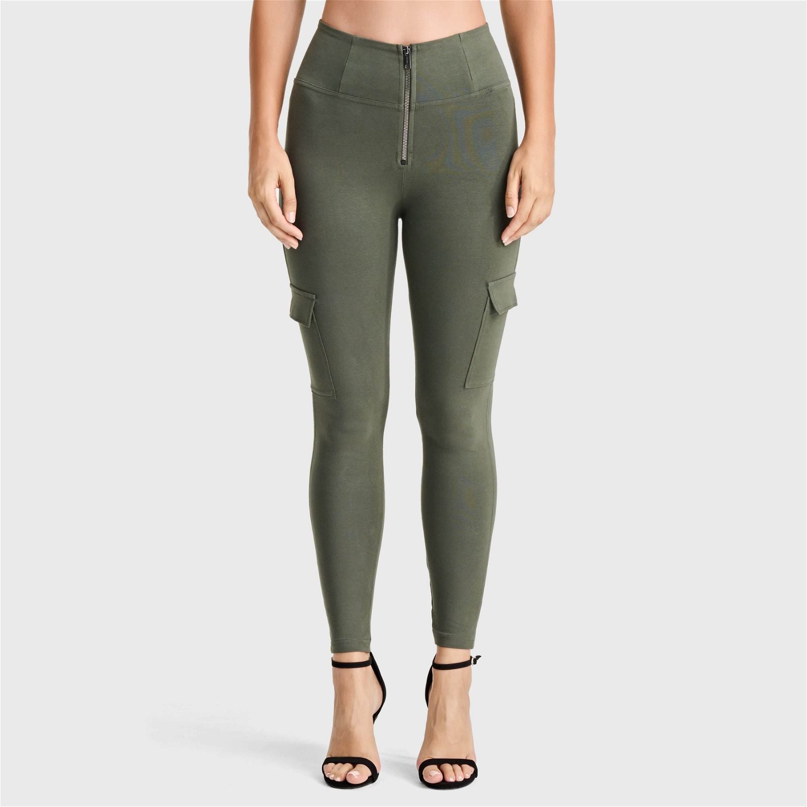 WR.UP® Cargo Fashion - High Waisted - 7/8 Length - Military Green 2