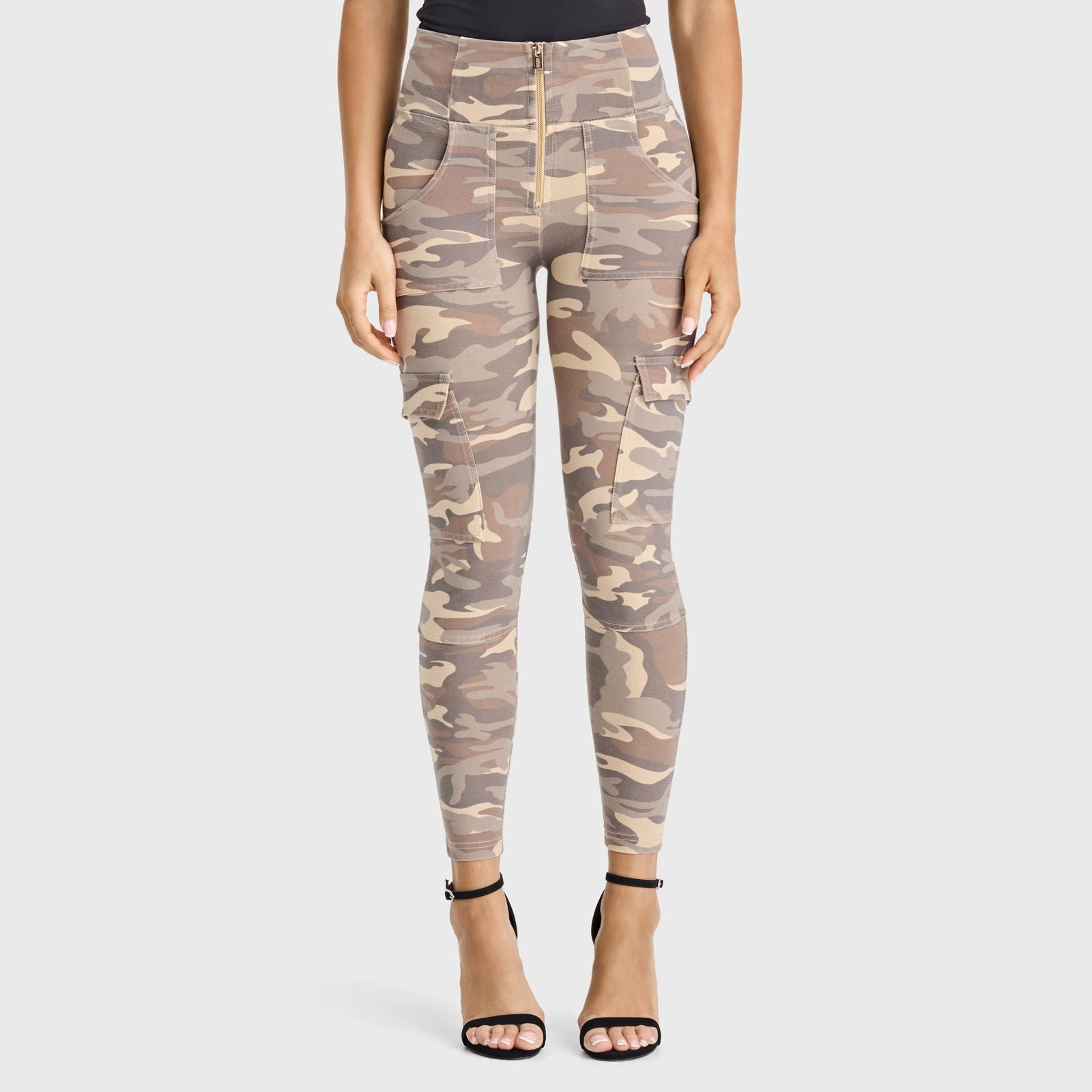 WR.UP® Cargo Fashion - High Waisted - 7/8 Length - Sand Camo - Freddy UK