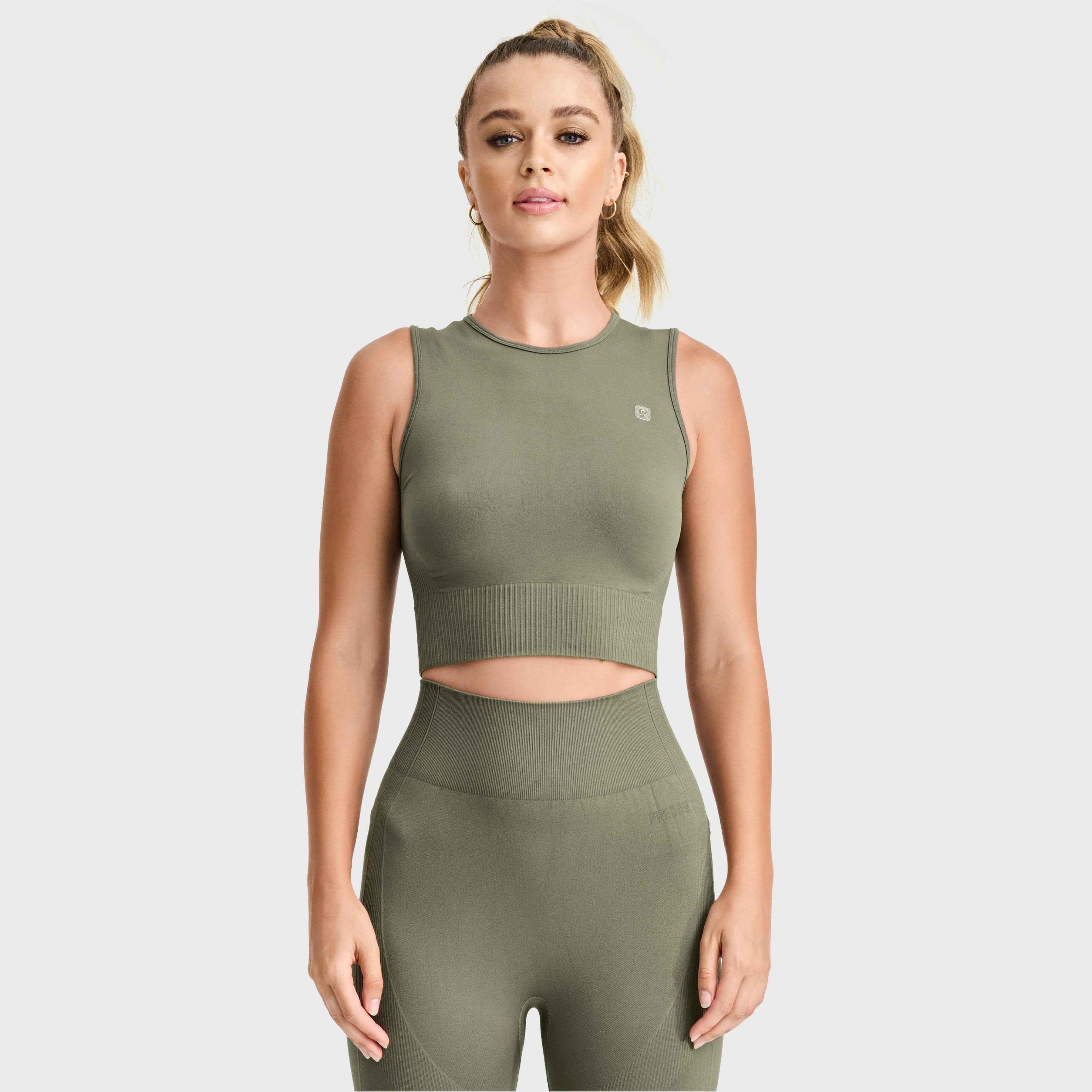 Seamless Cropped Singlet - Military Green 1
