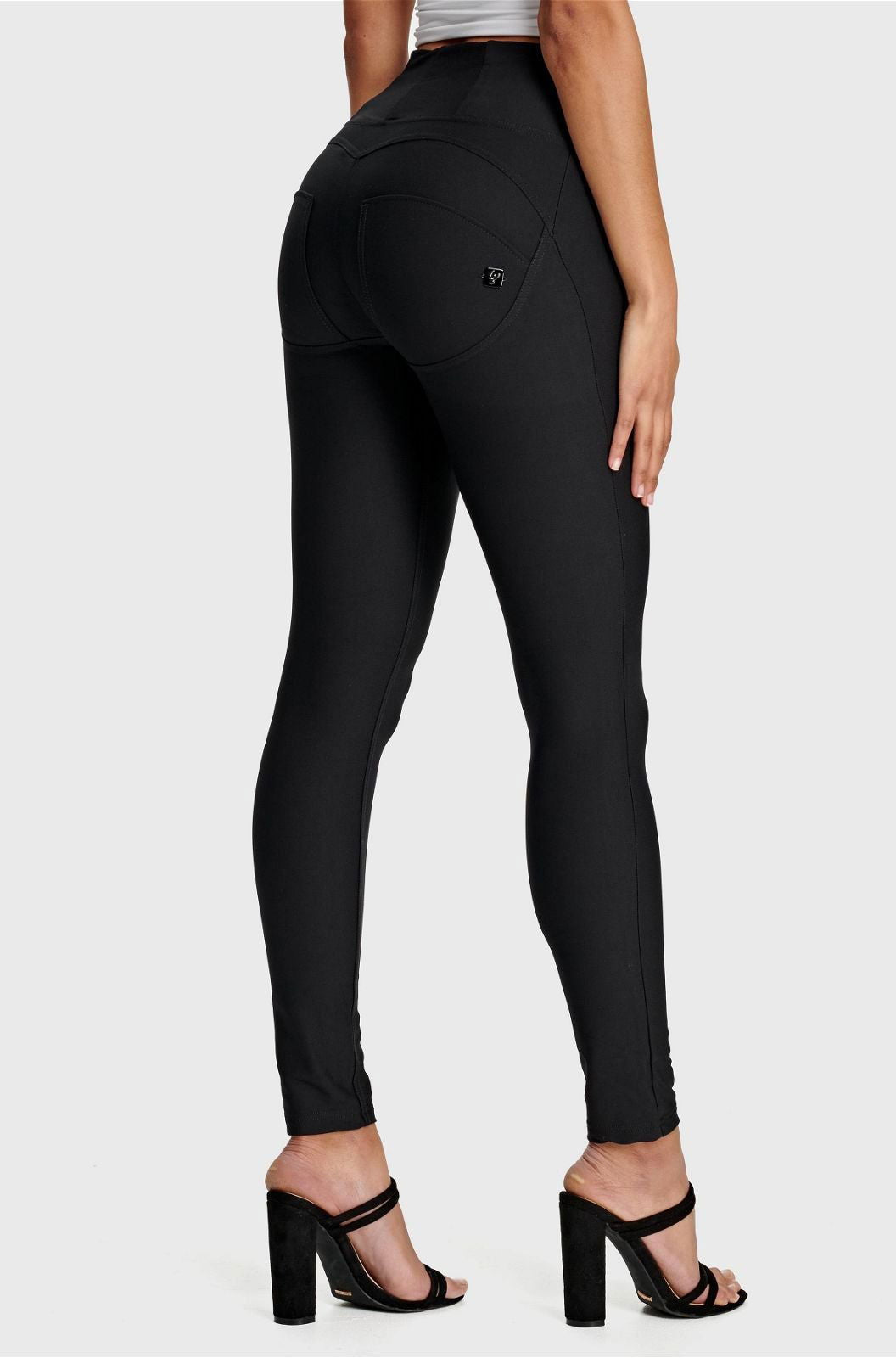 WR.UP® Thick Layered Diwo Pro - High Waisted - Full Length - Black - Freddy UK