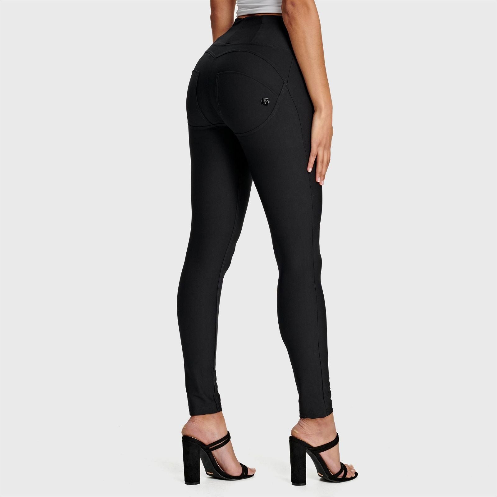 WR.UP® Thick Layered Diwo Pro - High Waisted - Full Length - Black - Freddy UK