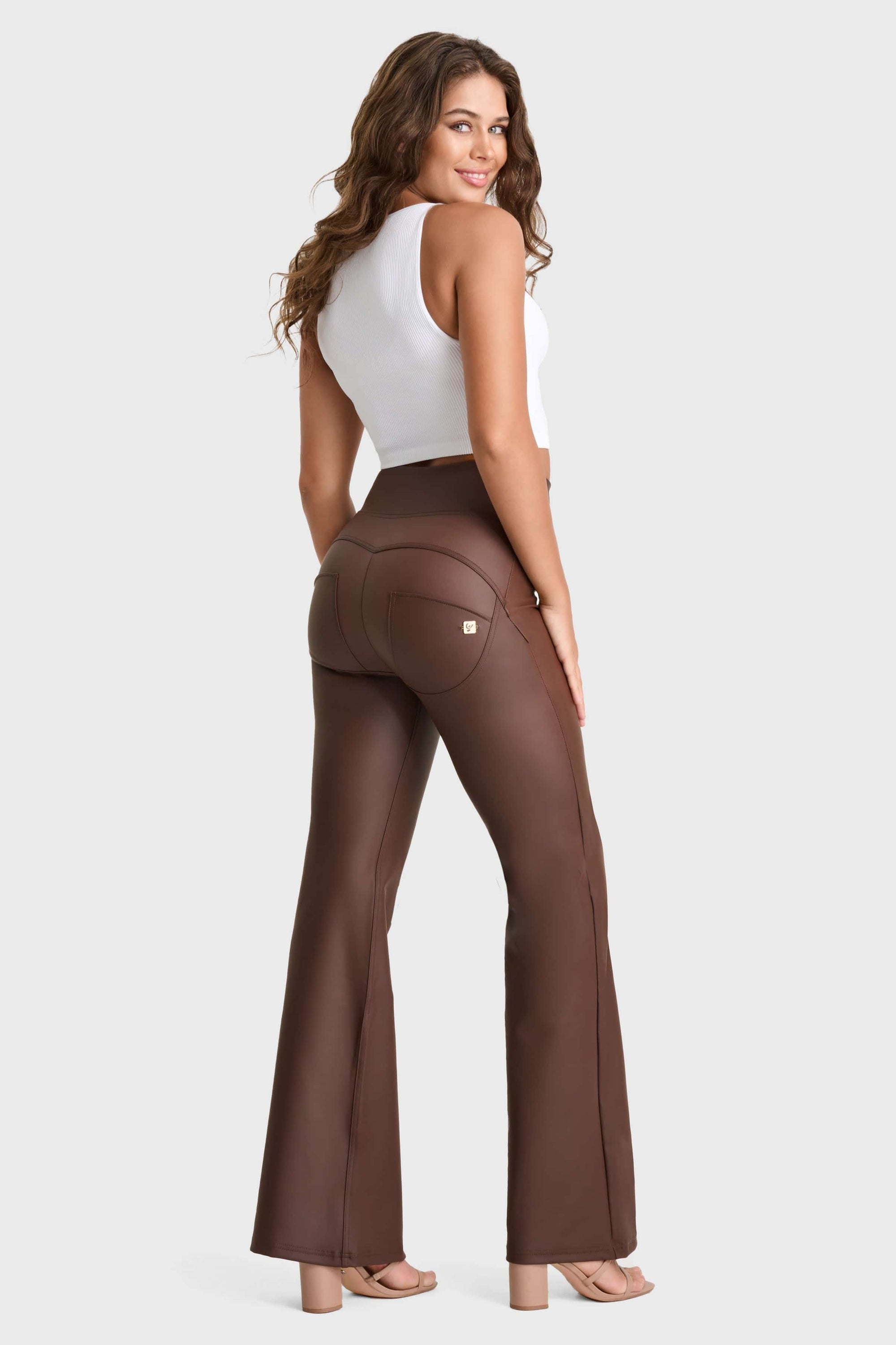 WR.UP® Faux Leather - Super High Waisted - Super Flare - Chocolate 8