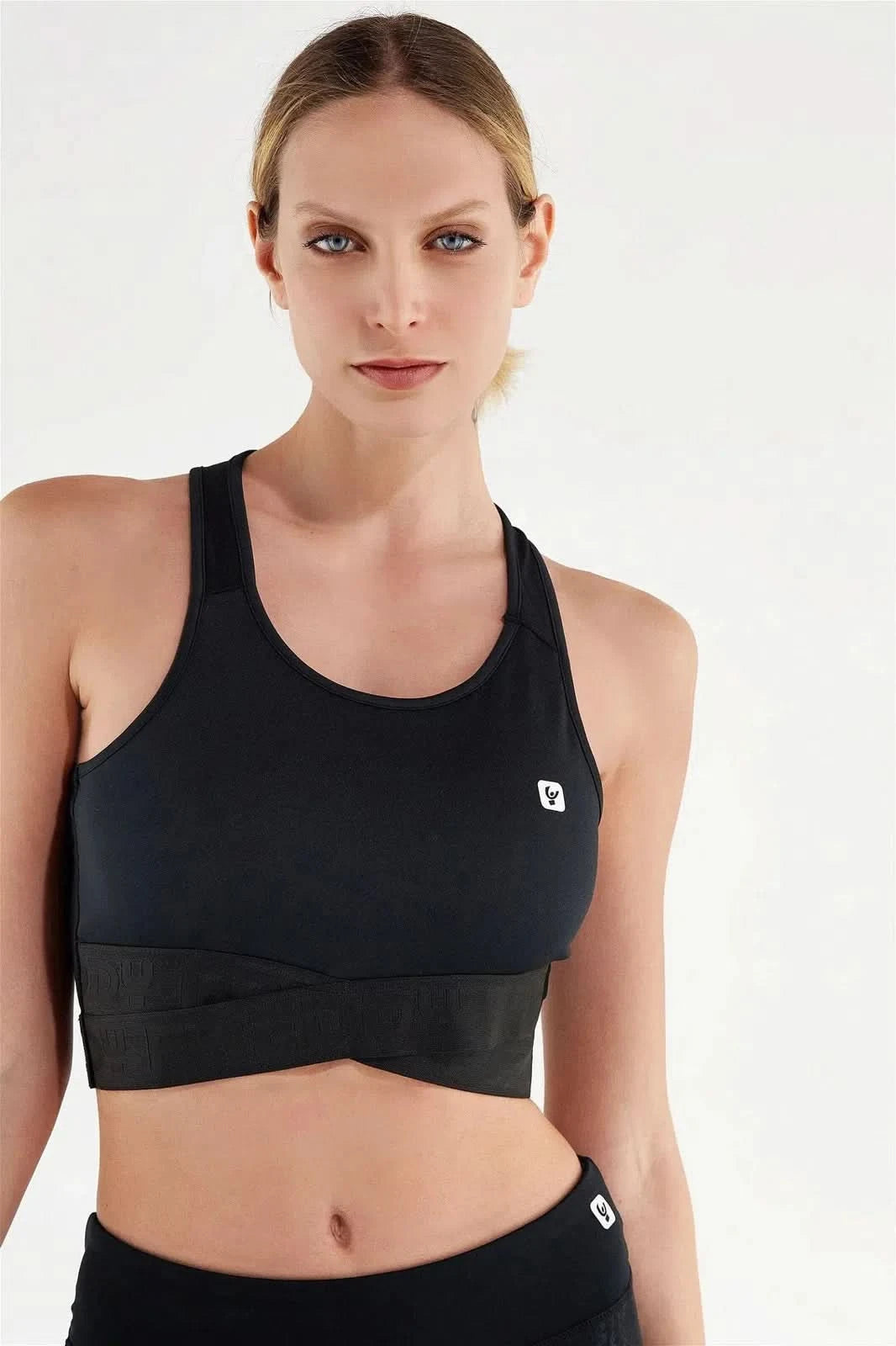 Breathable Sports Bra - Black 3