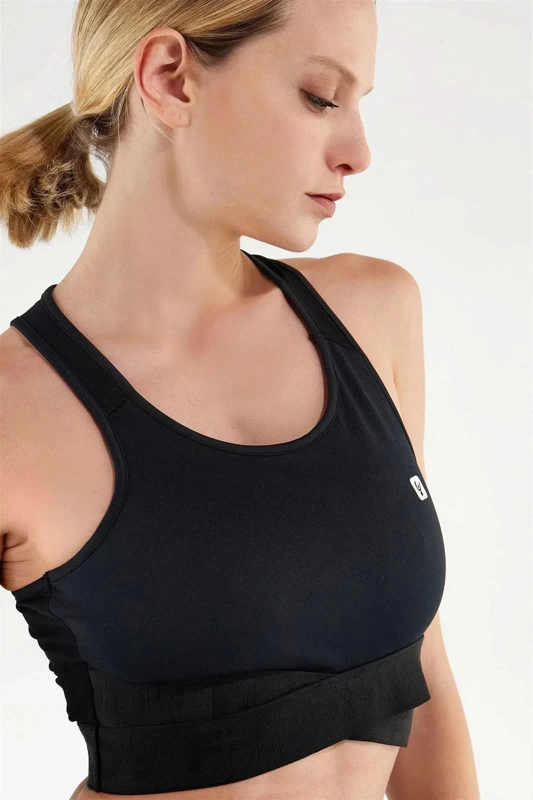 Breathable Sports Bra - Black 1