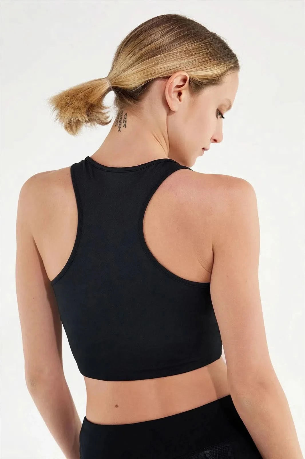 Breathable Sports Bra - Black with Dotted Details 2