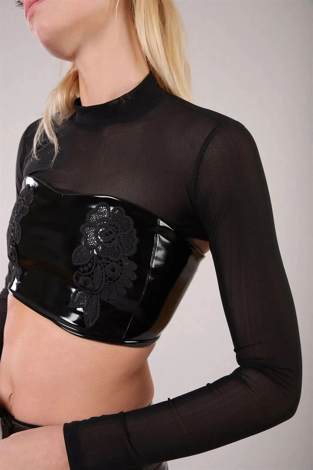 Cut Off shirt with long mesh sleeves - Black 3