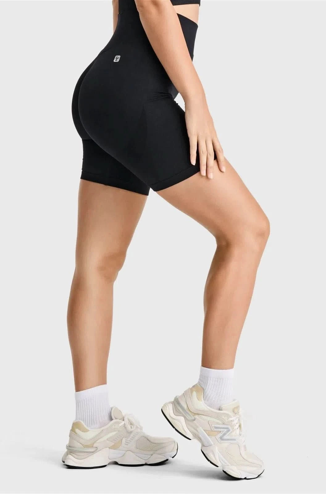 Seamless Biker Shorts- High Waisted - Black