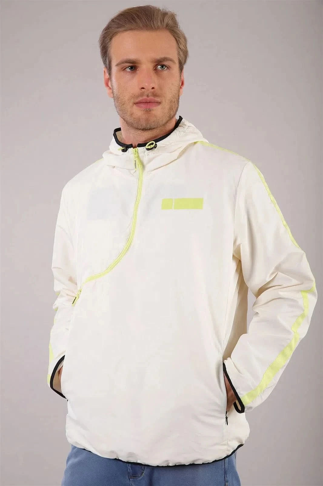 Sweatshirt with Curved Zip - Cream 1