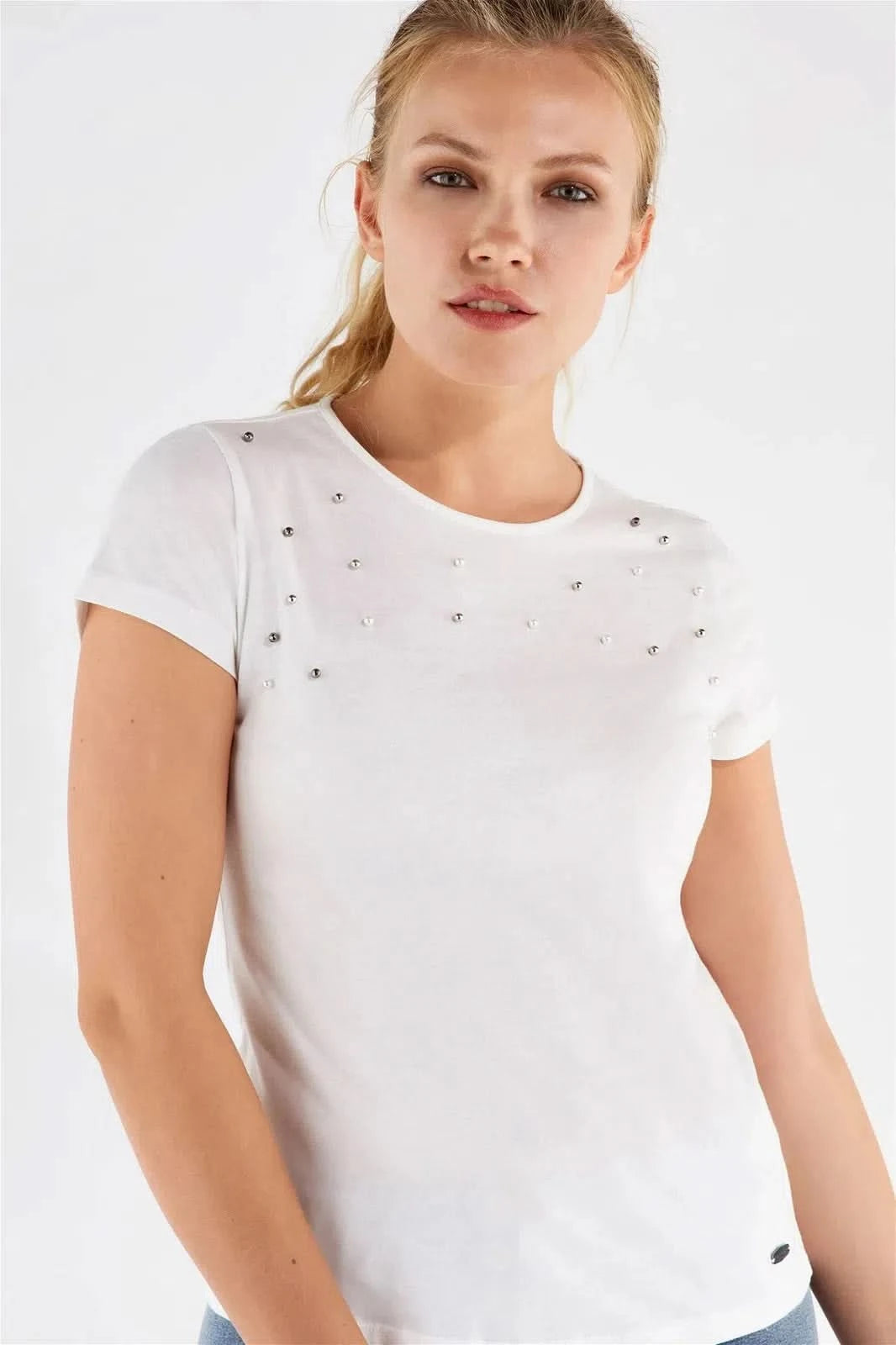 T Shirt with bead details - White 1