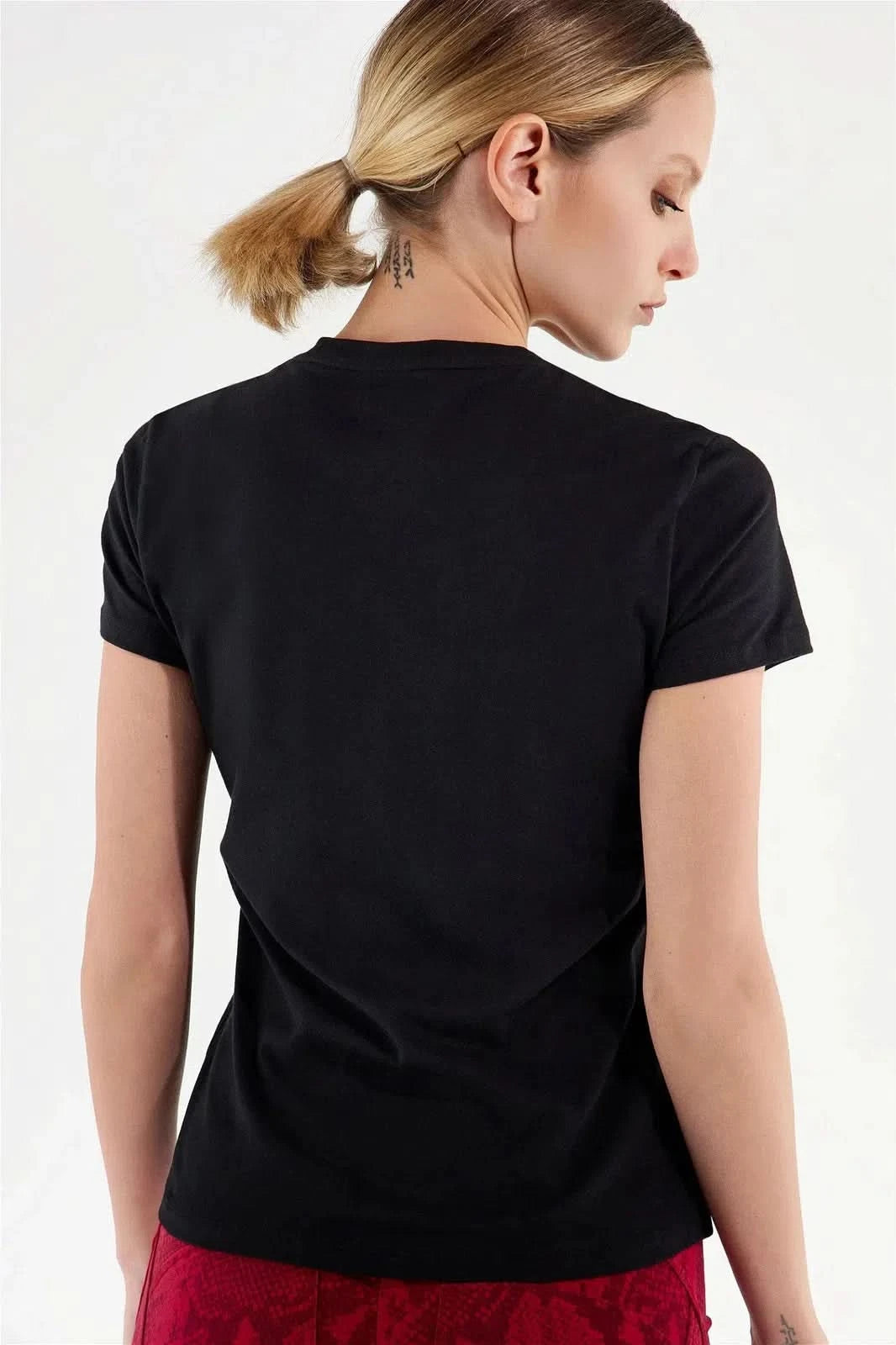 T Shirt with Snake print panel - Black 3