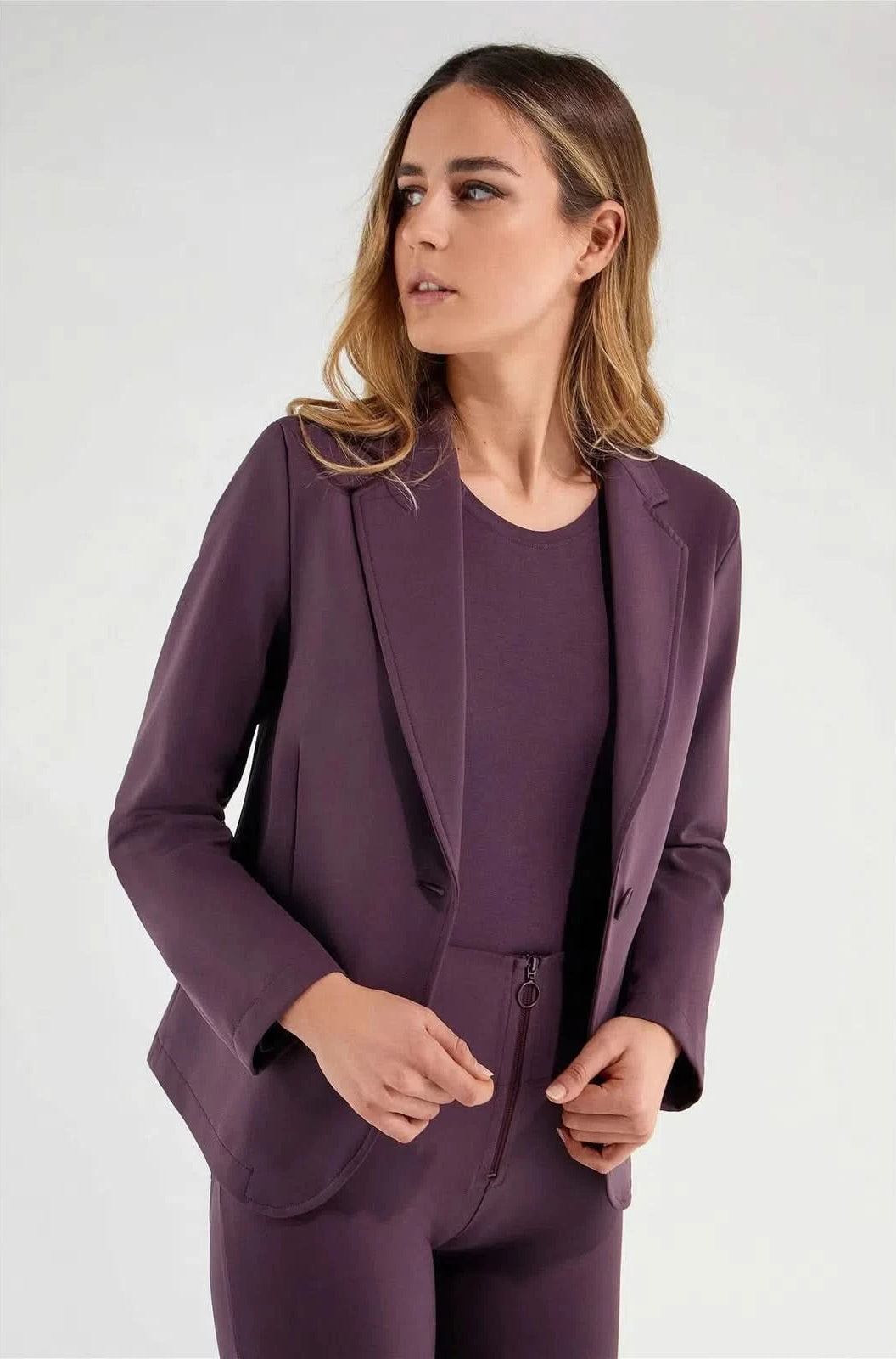 Women’s plain colour blazer - Plum