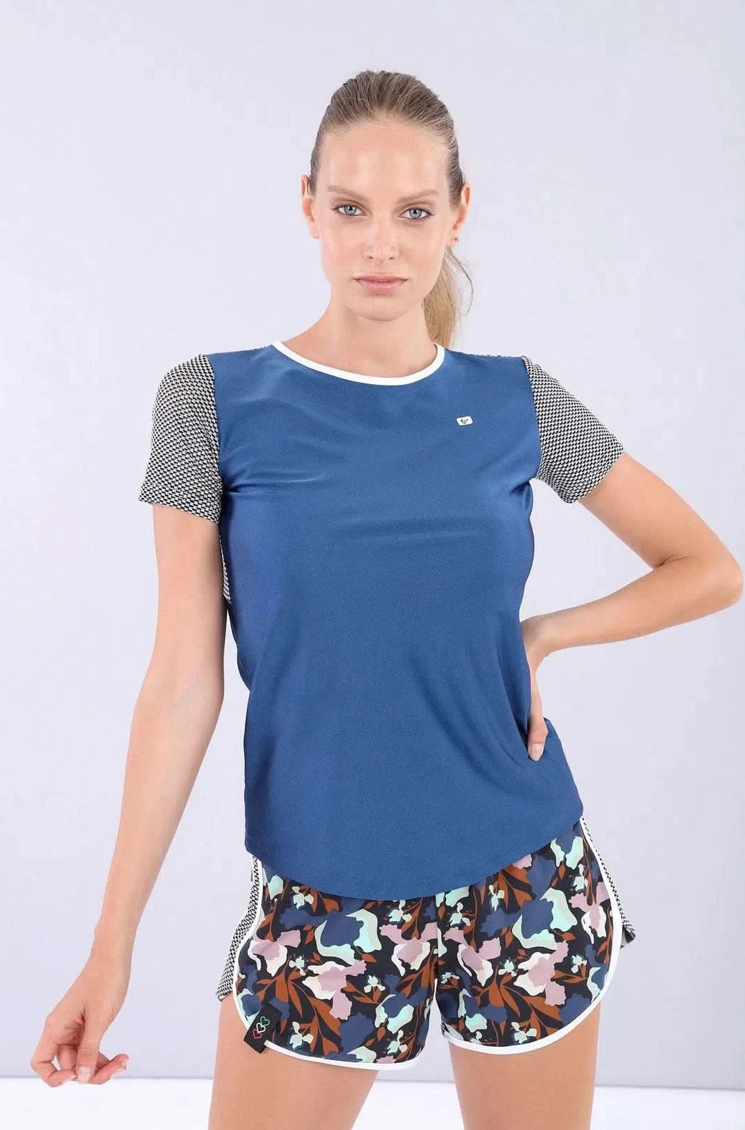 Women’s short sleeve yoga t-shirt - 100% Made in Italy