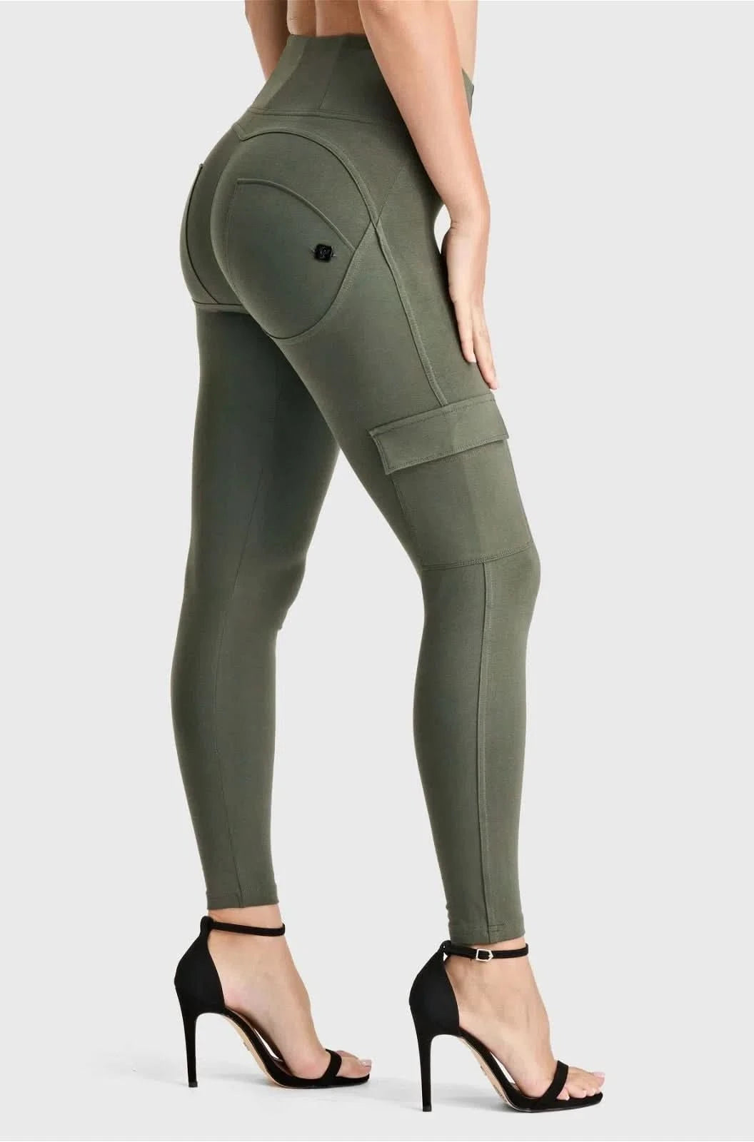 WR.UP® Cargo Fashion - High Waisted - 7/8 Length - Military Green