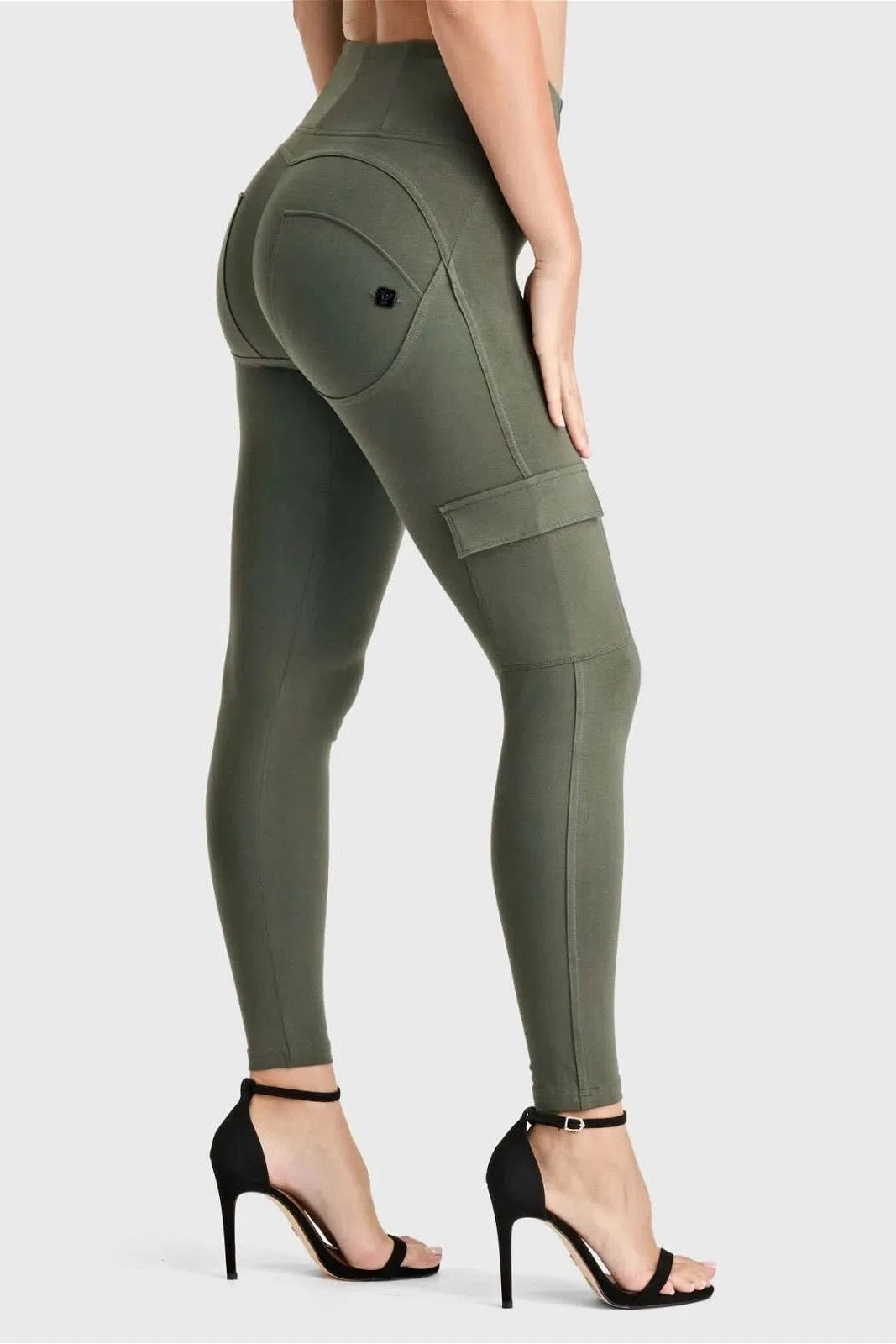 WR.UP® Cargo Fashion - High Waisted - 7/8 Length - Military Green 1