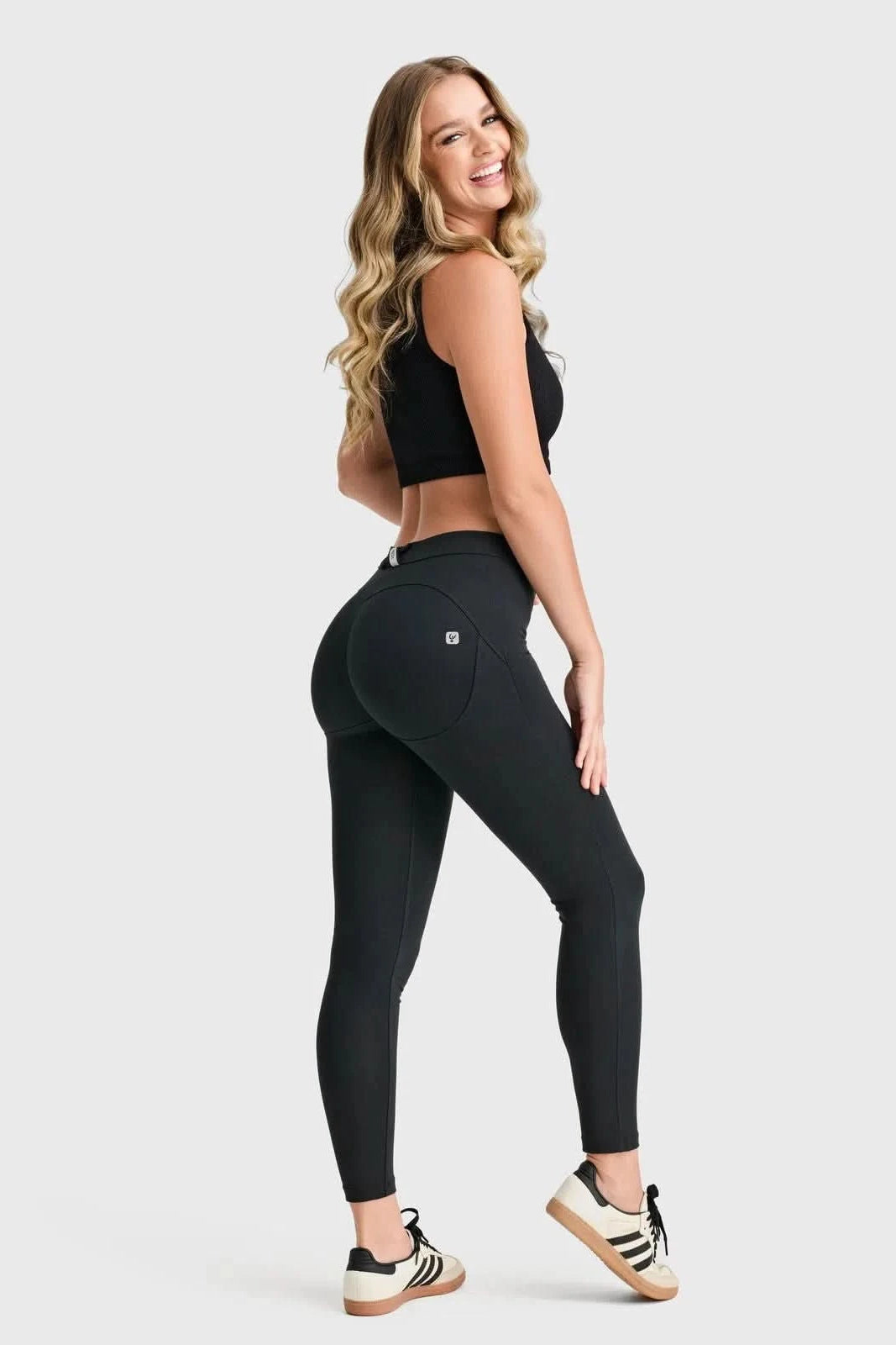WRUP Core Fashion - Mid Rise - 7/8 Length - Black 2