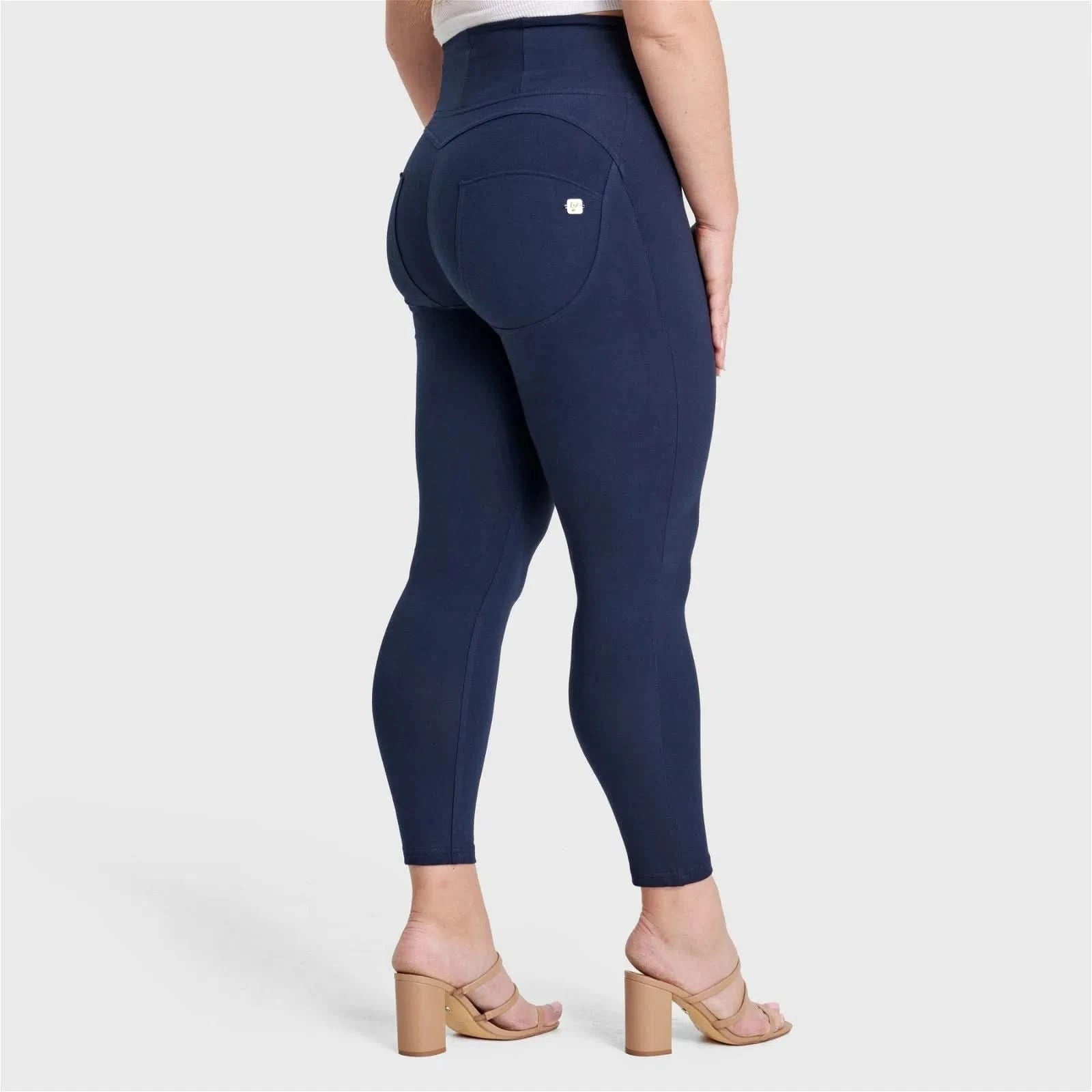 WR.UP® Curvy Fashion - Zip High Waisted - 7/8 Length - Navy Blue 2