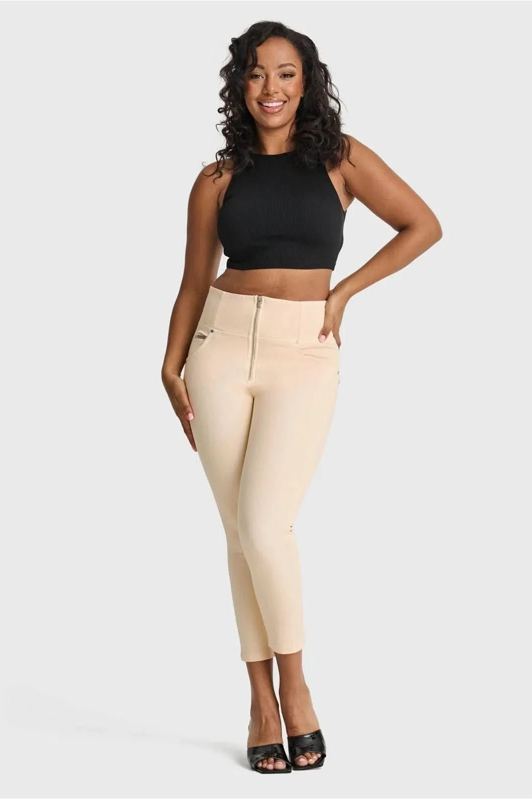 WR.UP® SNUG Curvy Jeans - High Waisted - 7/8 Length - Ivory 3