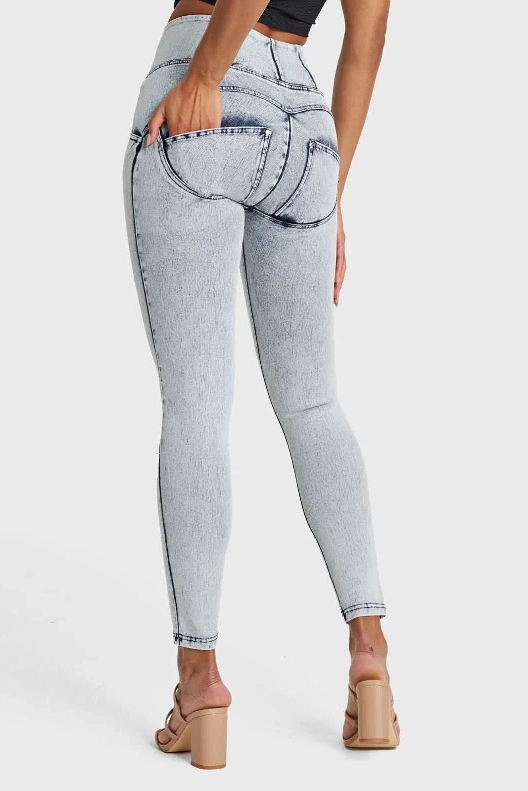 WR.UP® SNUG Jeans - High Waisted - Full Length - Acid Wash 3