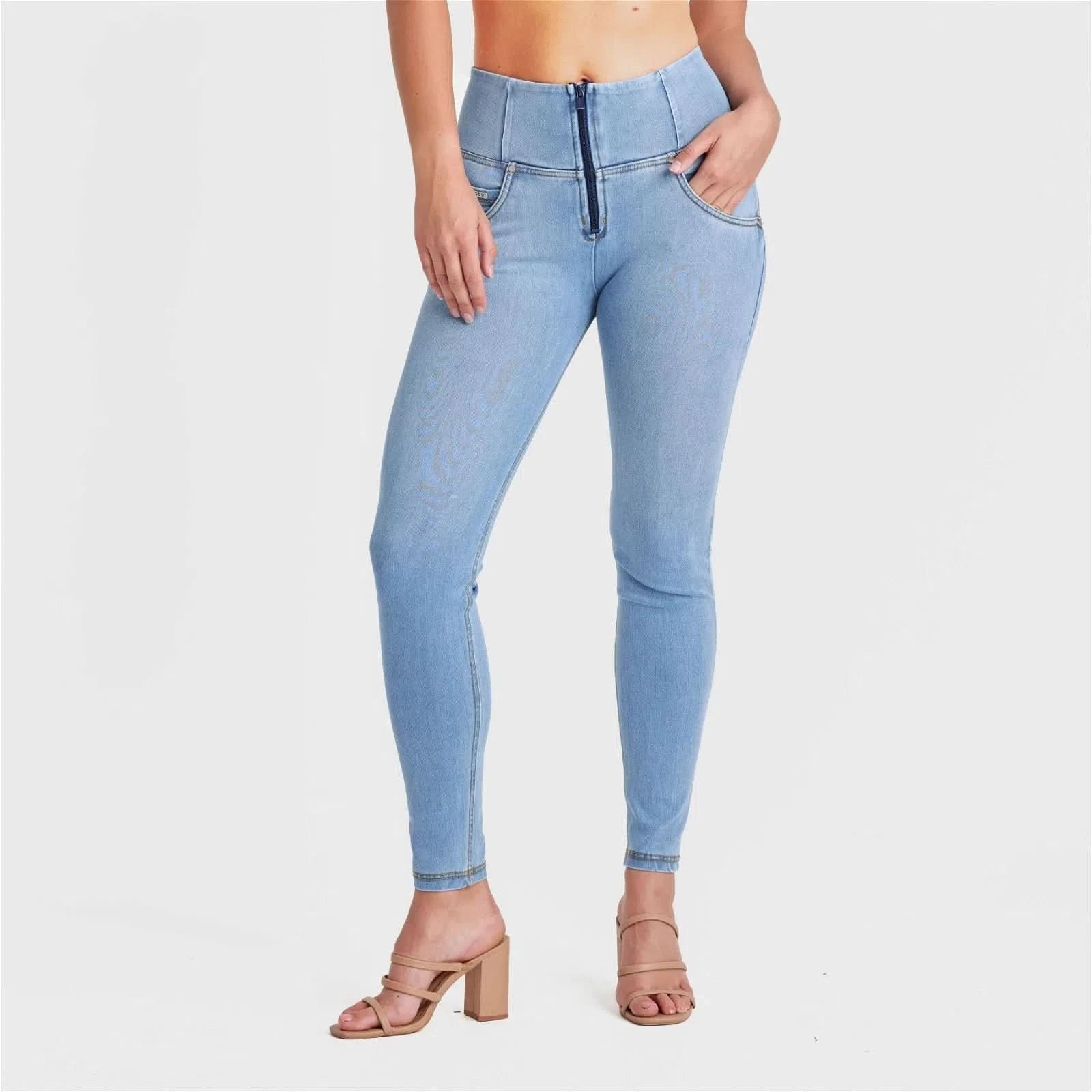 WR.UP® SNUG Jeans - High Waisted - Full Length - Light Blue + Yellow Stitching 3