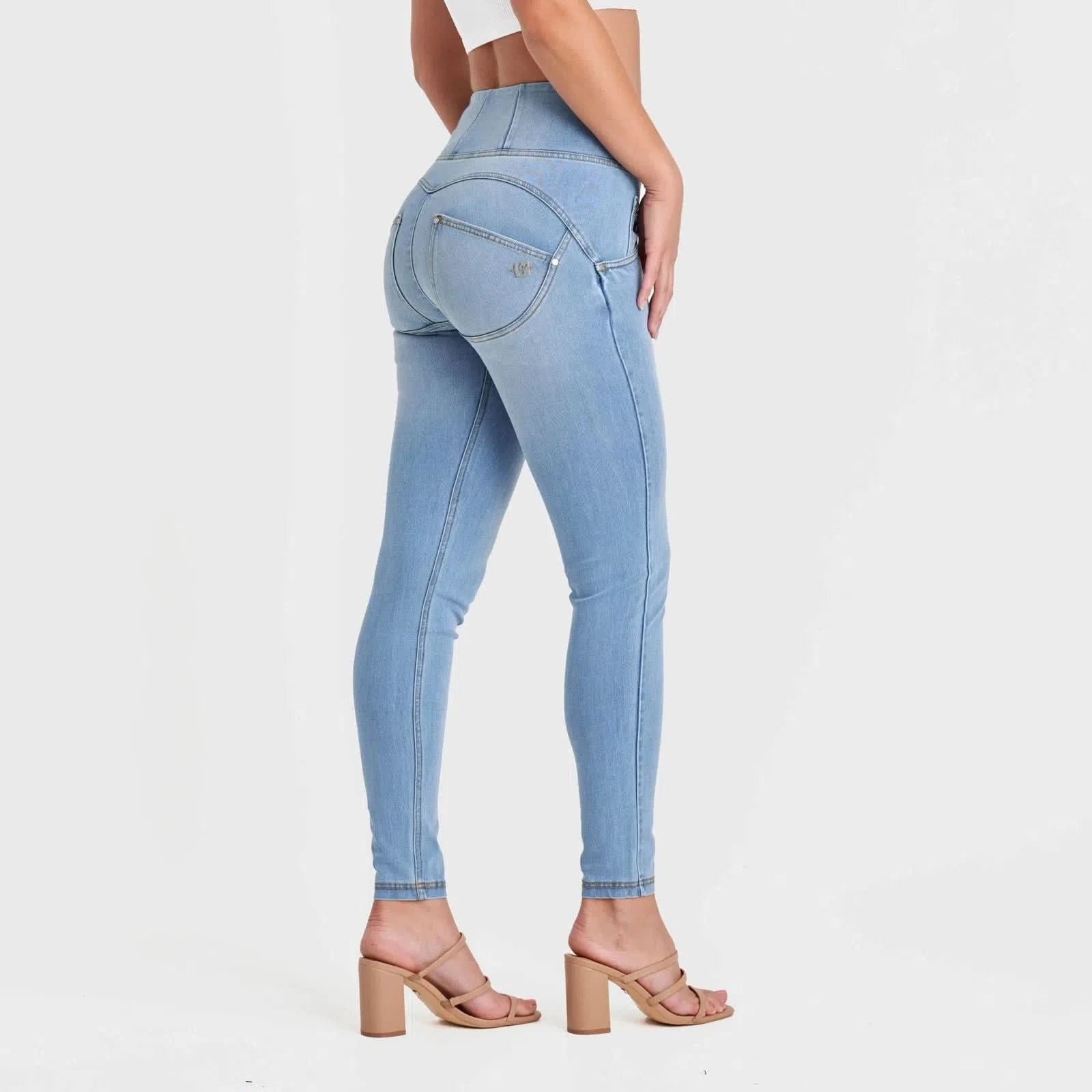 WR.UP® SNUG Jeans - High Waisted - Full Length - Light Blue + Yellow Stitching 1