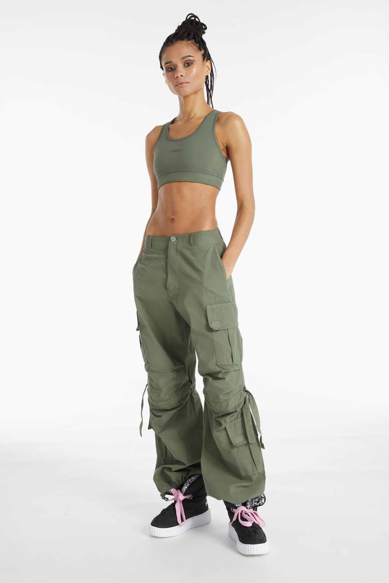 Cargo Trousers - High Waisted - Full Length - Military Green 3