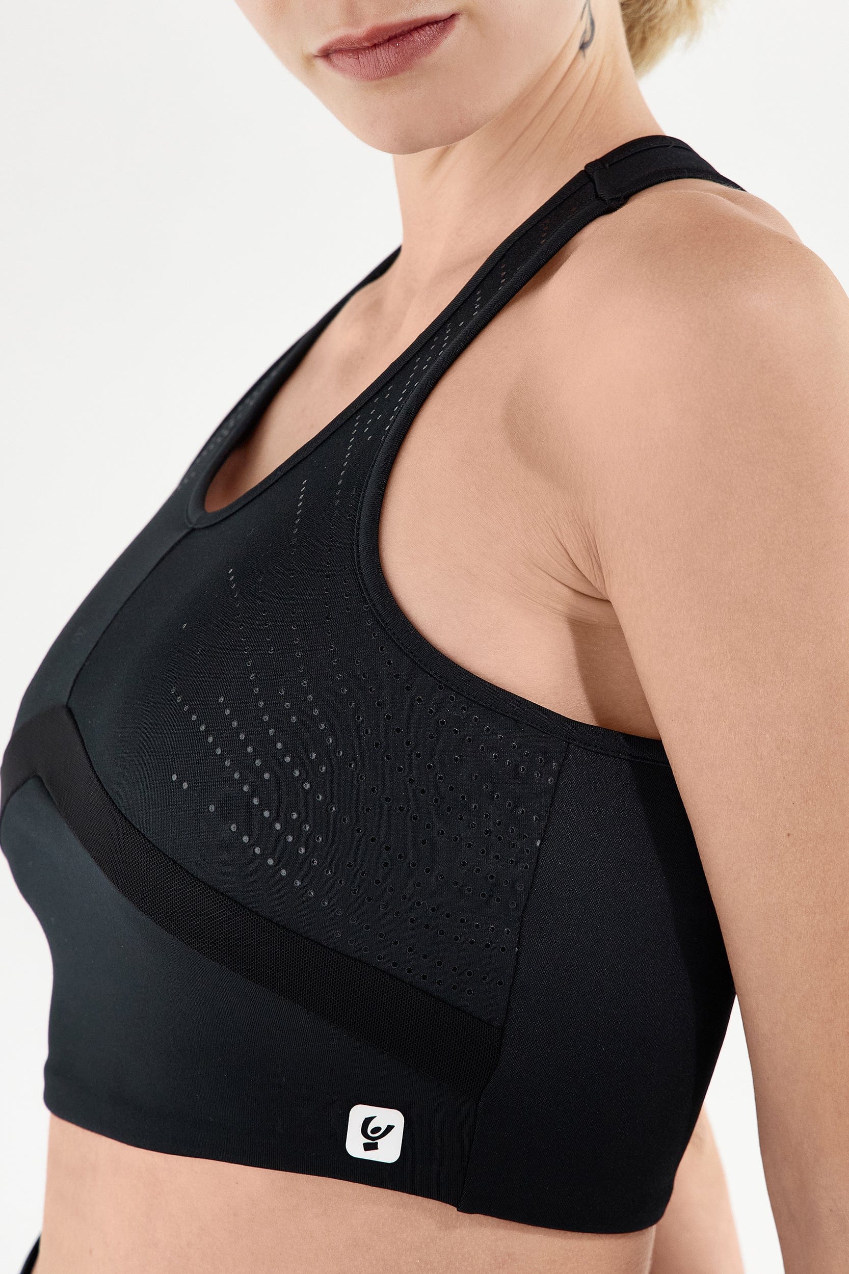 Breathable Sports Bra - Black with Dotted Details 3