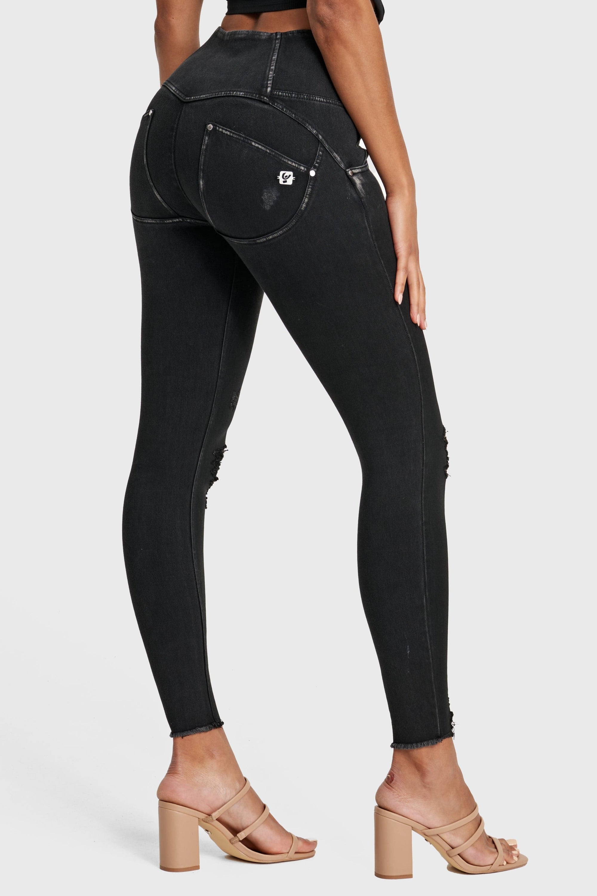 WR.UP® Snug Ripped Jeans - High Waisted - Full Length - Coated Black + Black Stitching 3