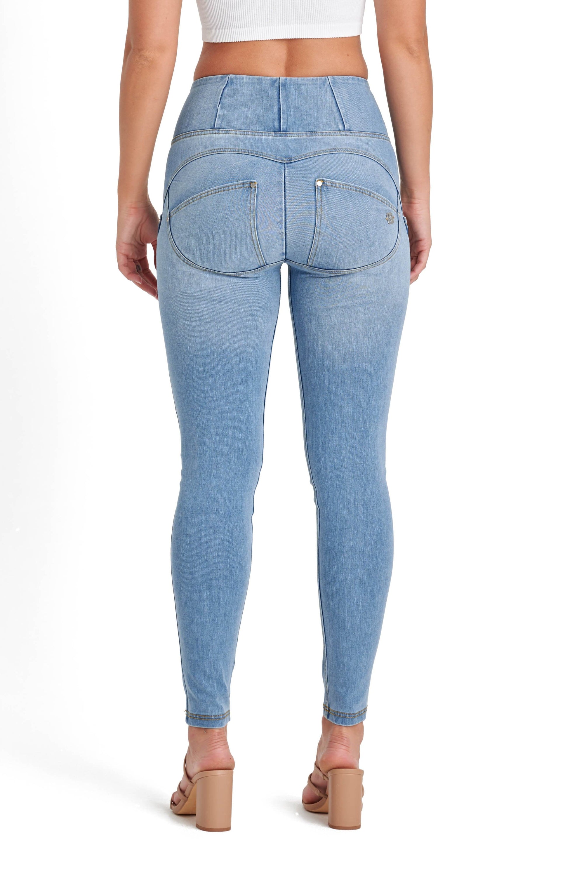 WR.UP® Snug Jeans - High Waisted - Full Length - Light Blue + Yellow Stitching 8