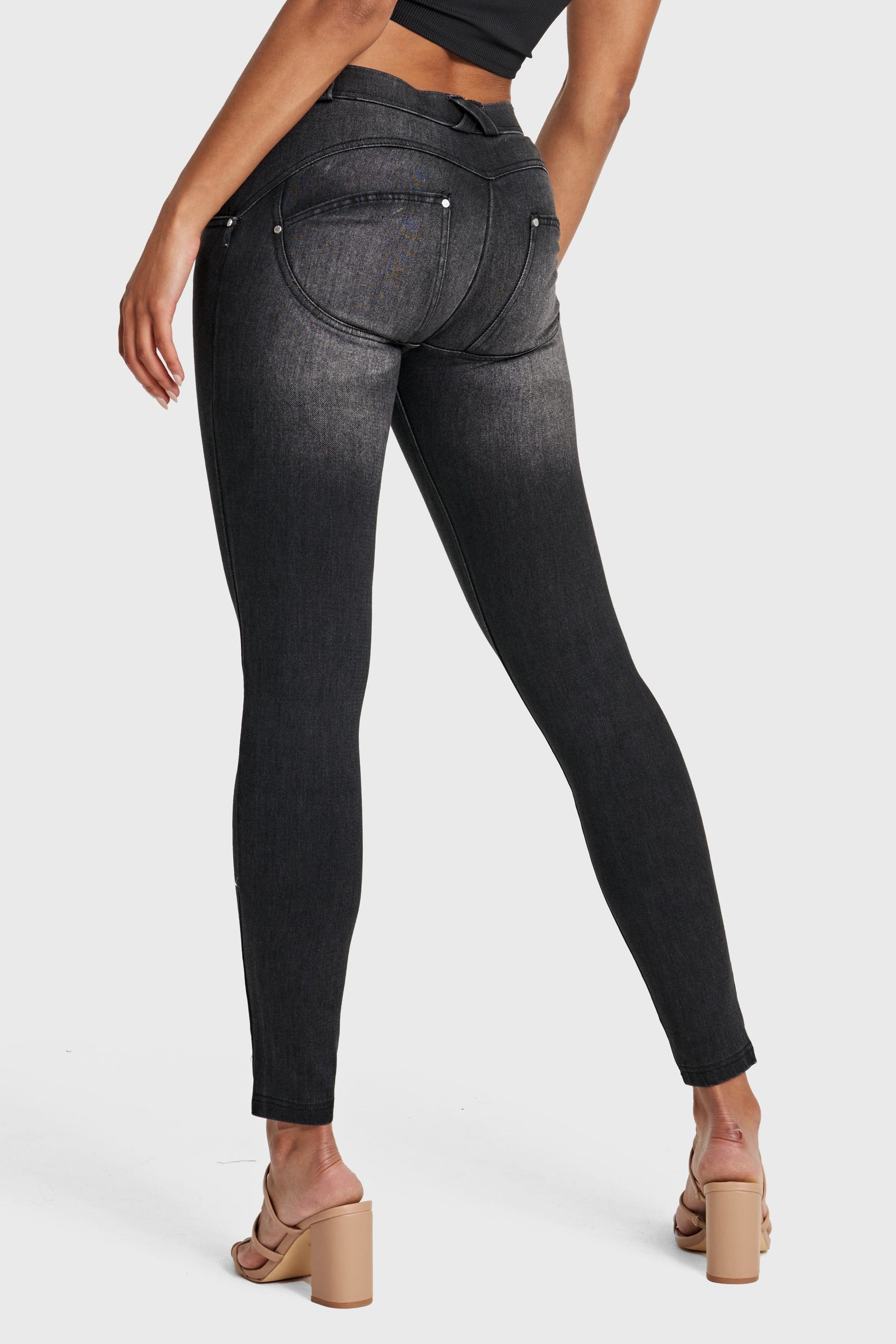 WR.UP® Snug Jeans - Mid Rise - Full Length - Black + Black Stitching 3