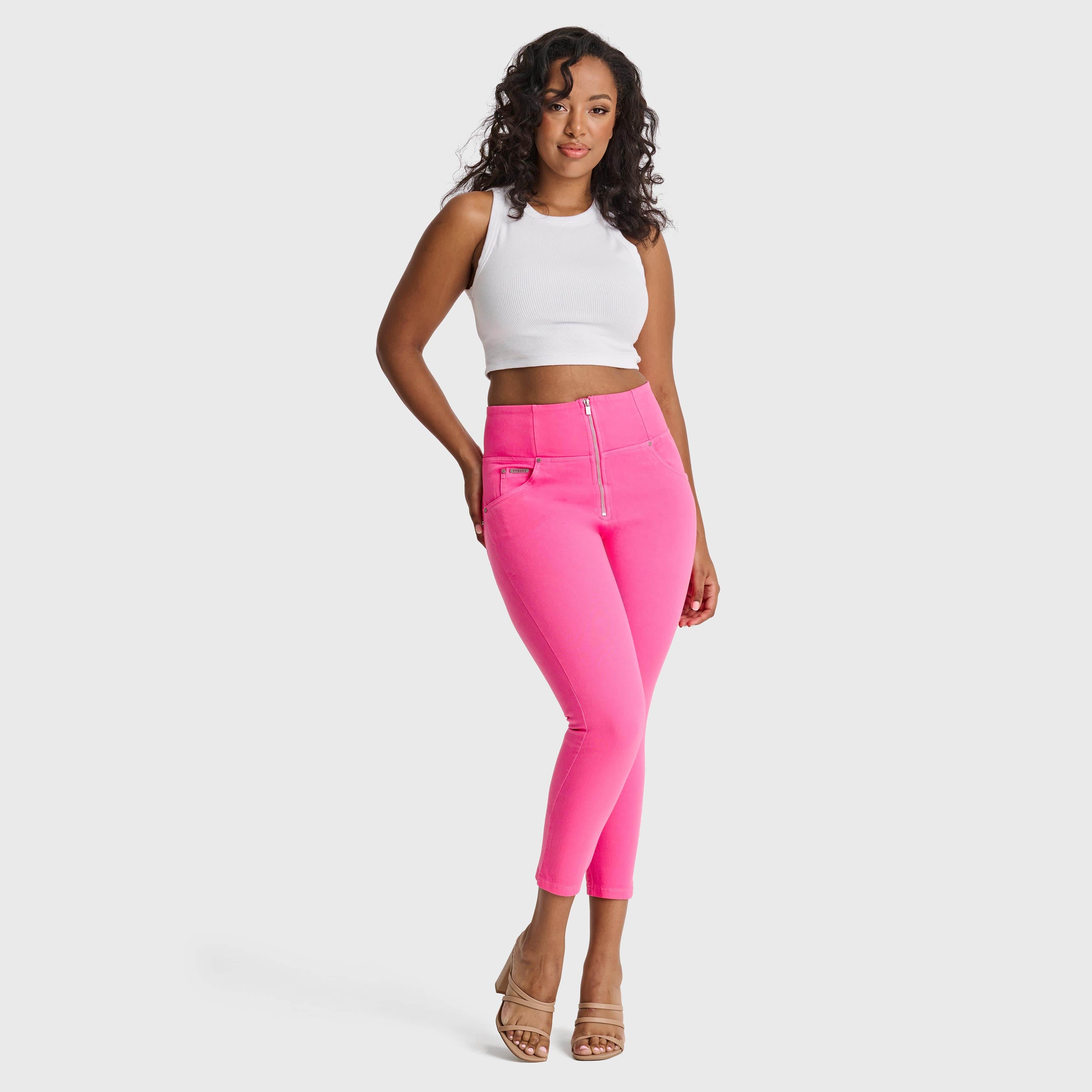 WR.UP® Snug Curvy Jeans - High Waisted - 7/8 Length - Candy Pink 2