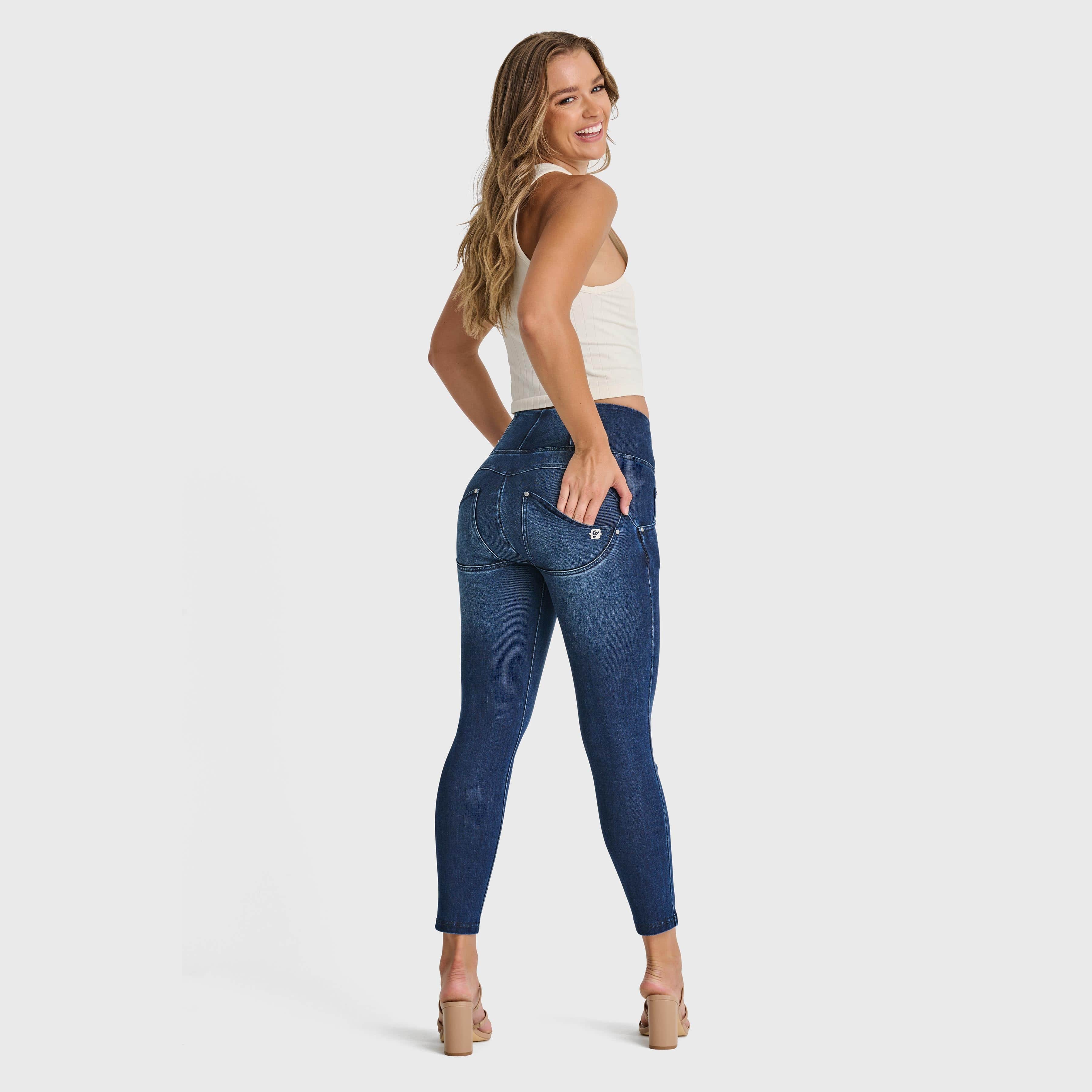WR.UP® Snug Jeans - High Waisted - 7/8 Length - Dark Blue + Blue Stitching 3